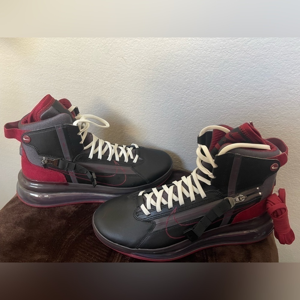 Nike Air Max 720 Saturn’s basketball shoes red and black men’s 9 NWOB